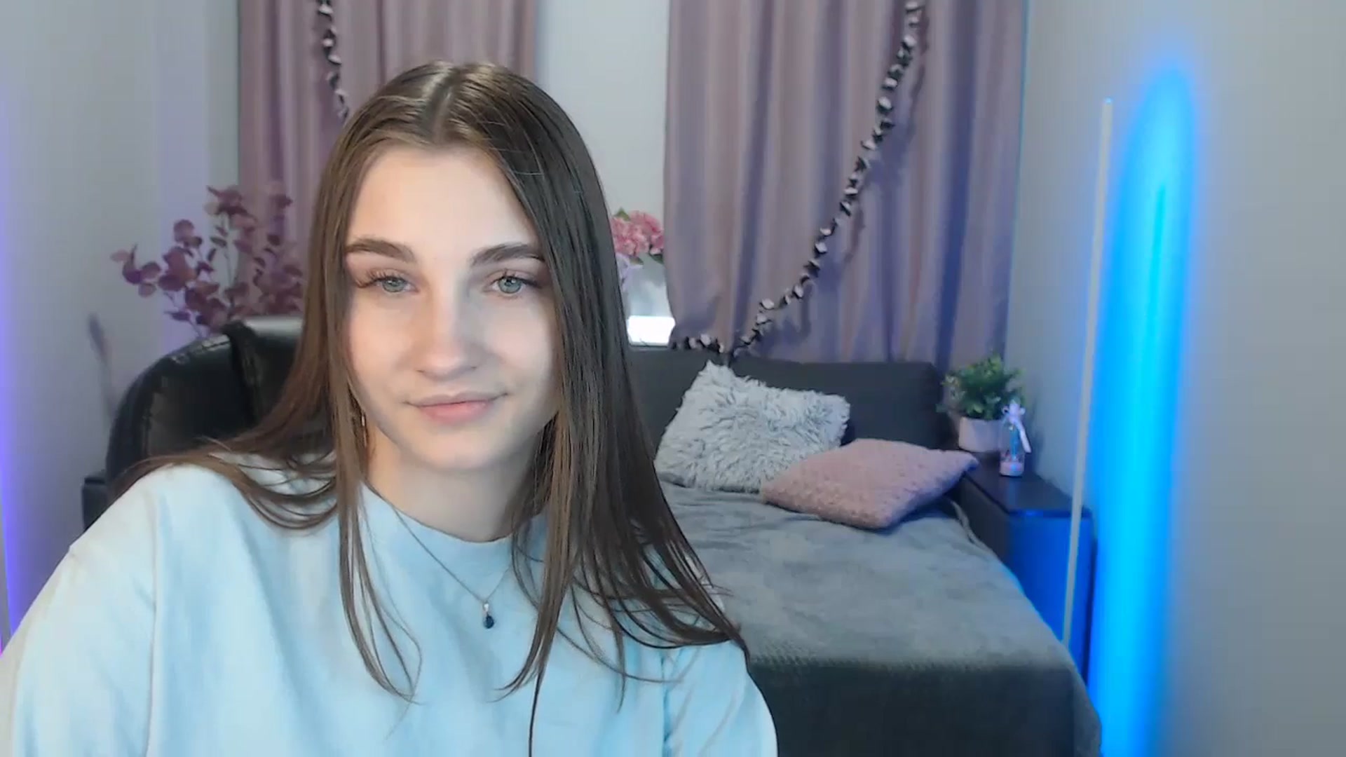 Gallery image thumbnail from LaneyGrey's myfreecams stream on, 09/17/2024, 09:30 image 9 of 20