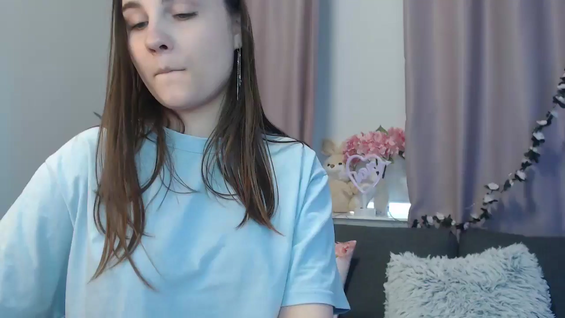 Gallery image thumbnail from LaneyGrey's myfreecams stream on, 09/17/2024, 10:05 image 14 of 20
