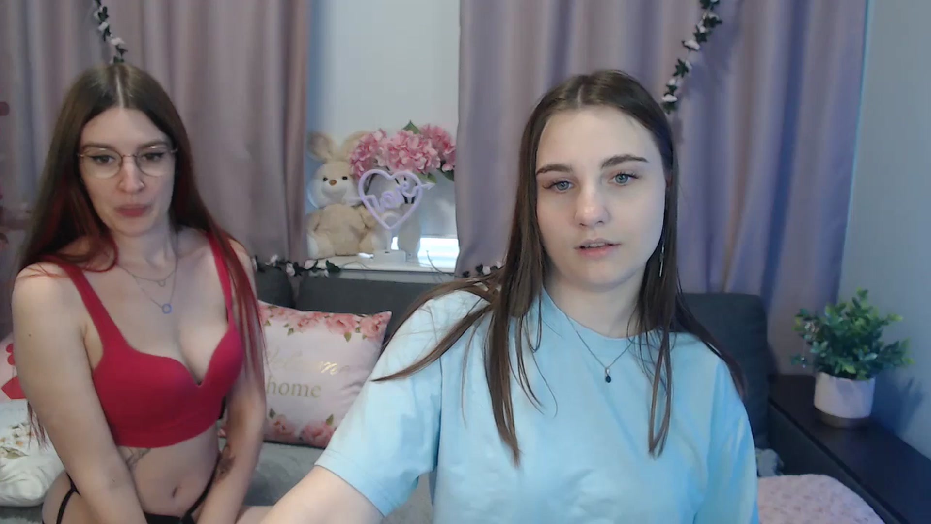Gallery image thumbnail from LaneyGrey's myfreecams stream on, 09/17/2024, 10:28 image 13 of 20