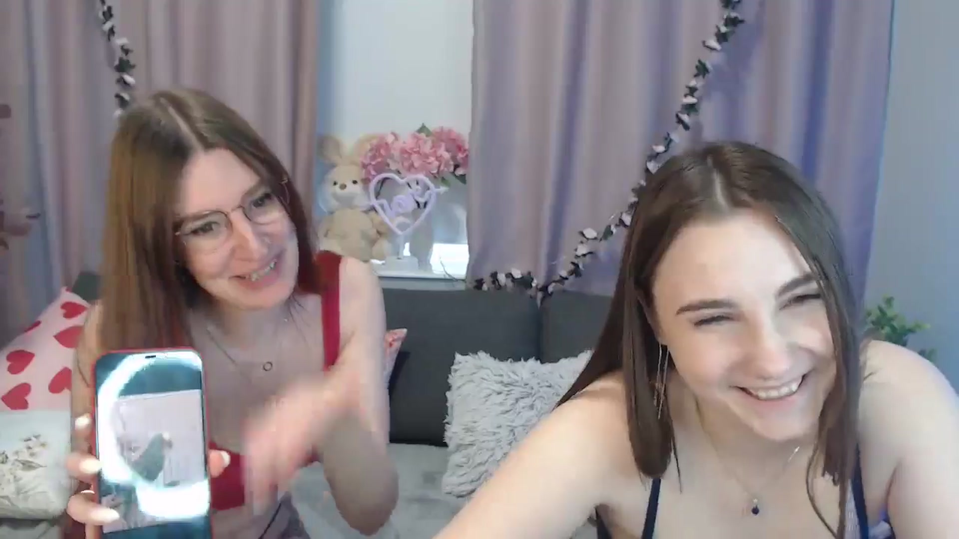 Gallery image thumbnail from LaneyGrey's myfreecams stream on, 09/17/2024, 10:47 image 7 of 20