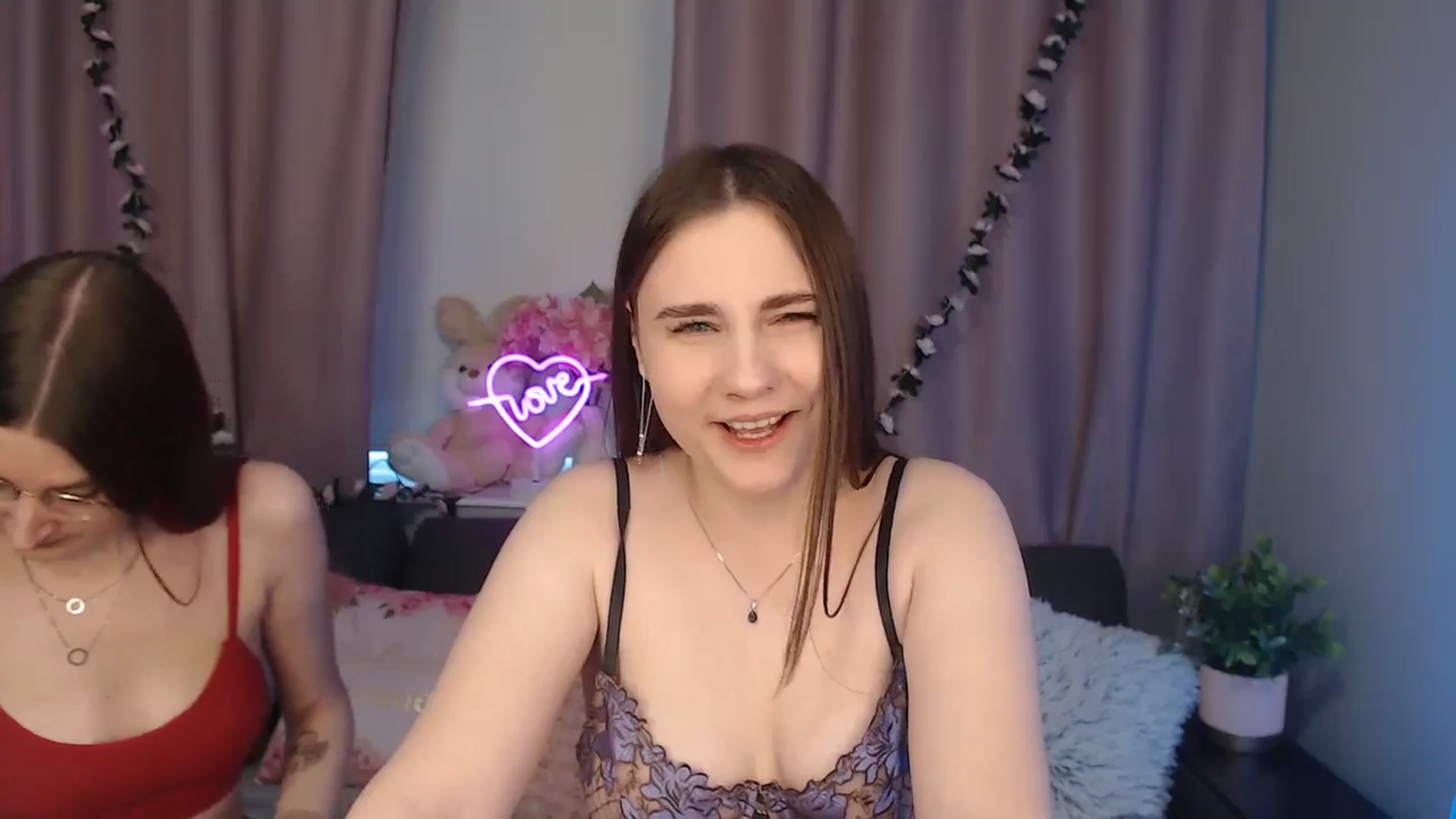 Gallery image thumbnail from LaneyGrey's myfreecams stream on, 09/20/2024, 09:49 image 12 of 20