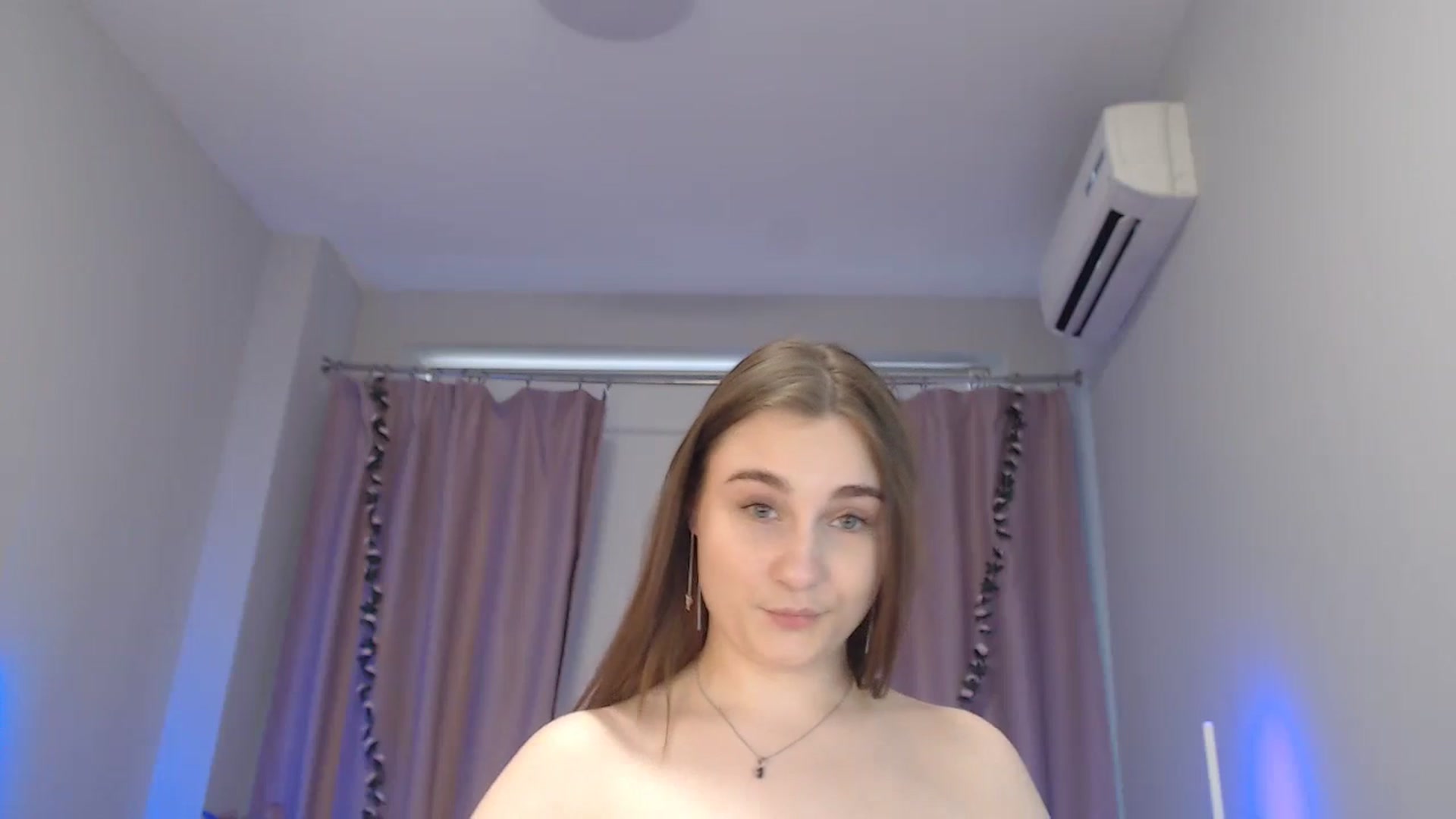 Gallery image thumbnail from LaneyGrey's myfreecams stream on, 09/21/2024, 09:35 image 13 of 20