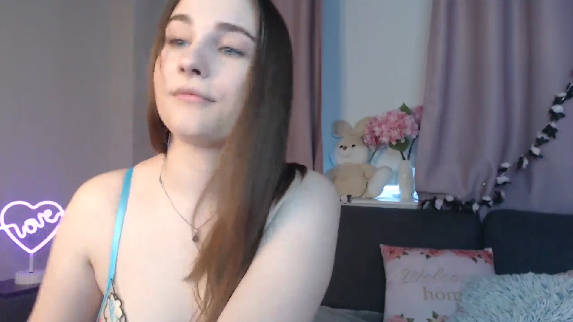 Gallery image thumbnail from LaneyGrey's myfreecams stream on, 10/13/2024, 10:09 image 5 of 20