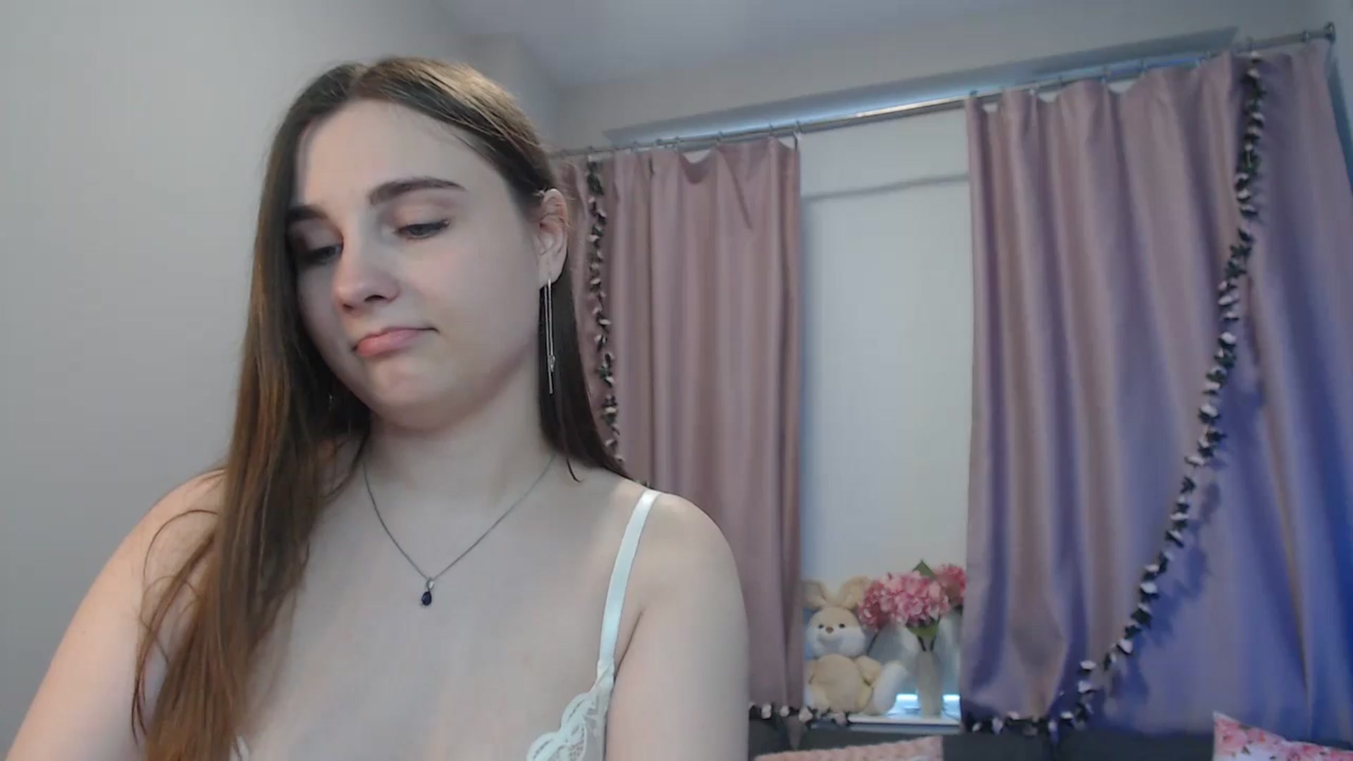 Gallery image thumbnail from LaneyGrey's myfreecams stream on, 10/14/2024, 11:54 image 18 of 20