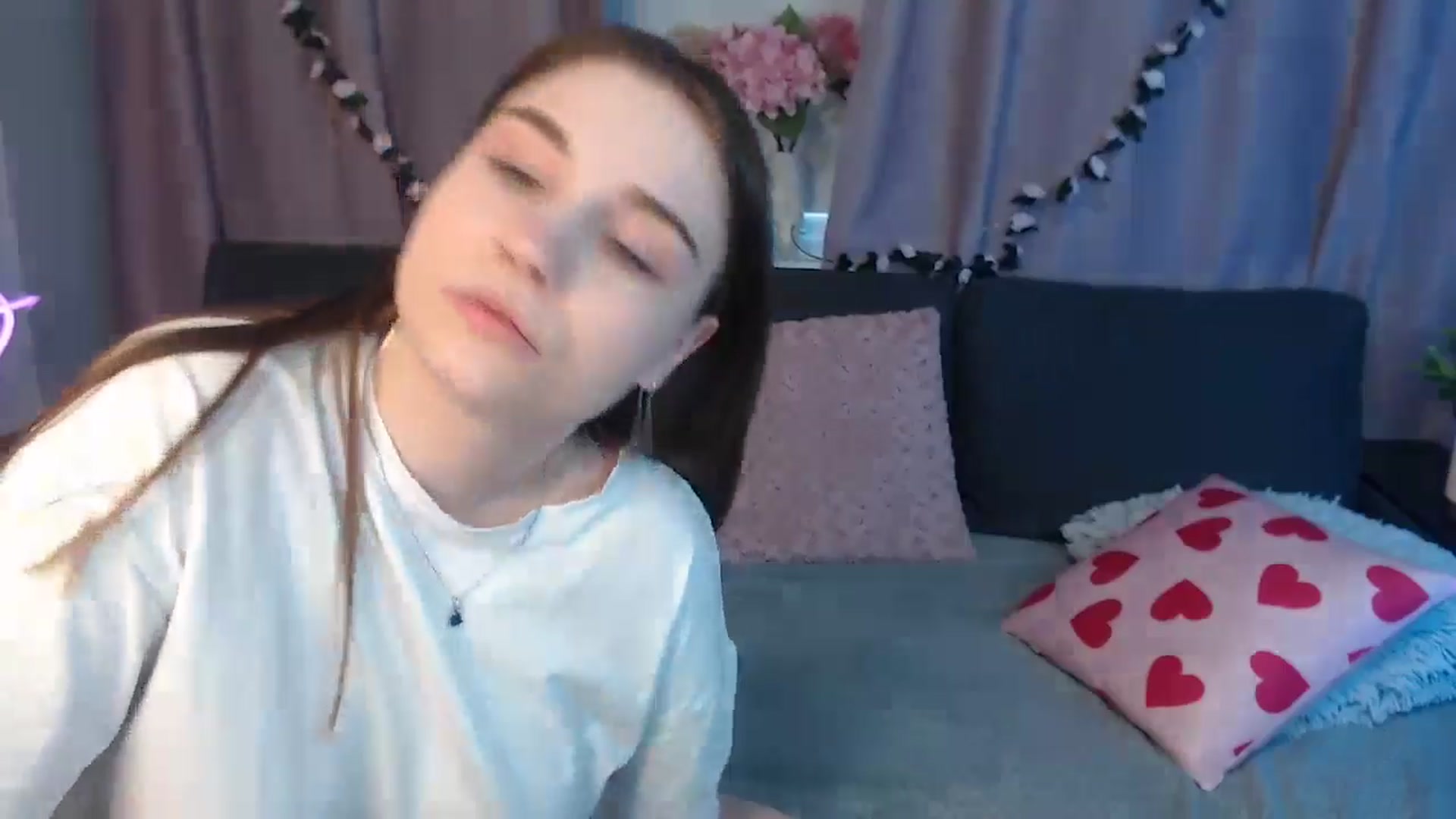 Gallery image thumbnail from LaneyGrey's myfreecams stream on, 10/22/2024, 13:55 image 5 of 20