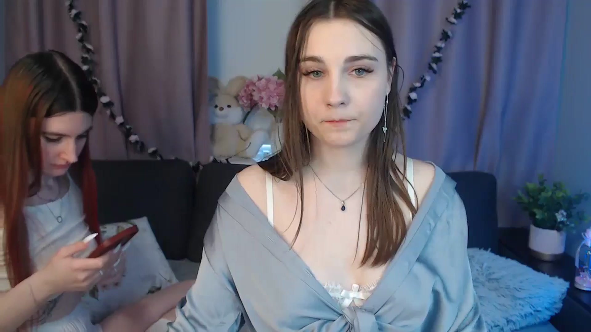 Gallery image thumbnail from LaneyGrey's myfreecams stream on, 10/23/2024, 11:06 image 6 of 20