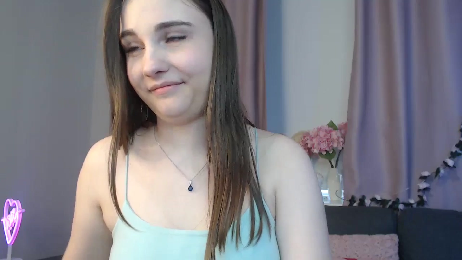 Gallery image thumbnail from LaneyGrey's myfreecams stream on, 10/25/2024, 11:39 image 20 of 20
