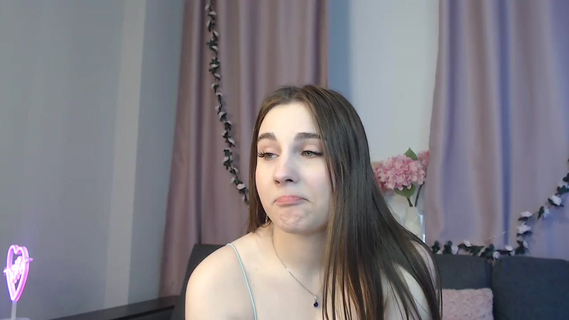 Gallery image thumbnail from LaneyGrey's myfreecams stream on, 10/25/2024, 11:39 image 12 of 20