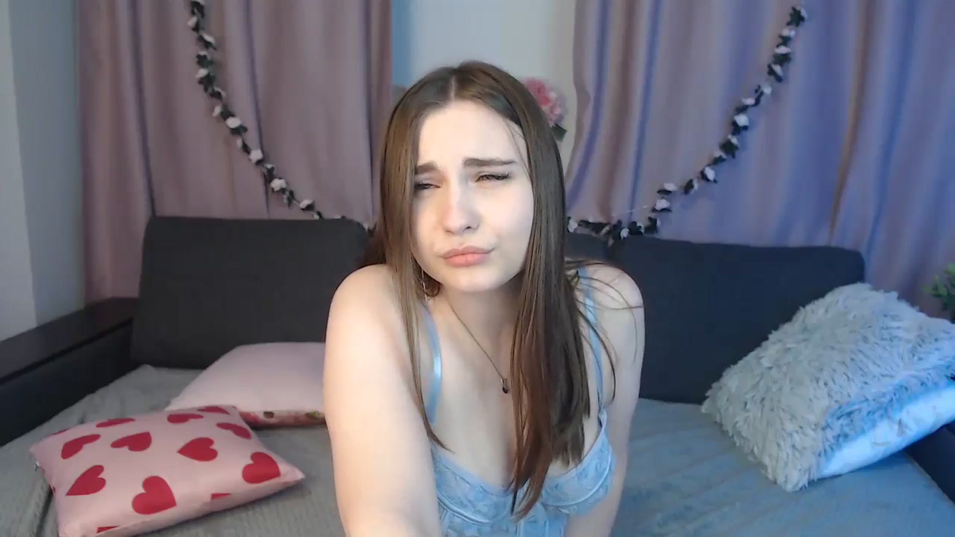 Gallery image thumbnail from LaneyGrey's myfreecams stream on, 10/27/2024, 12:02 image 12 of 20