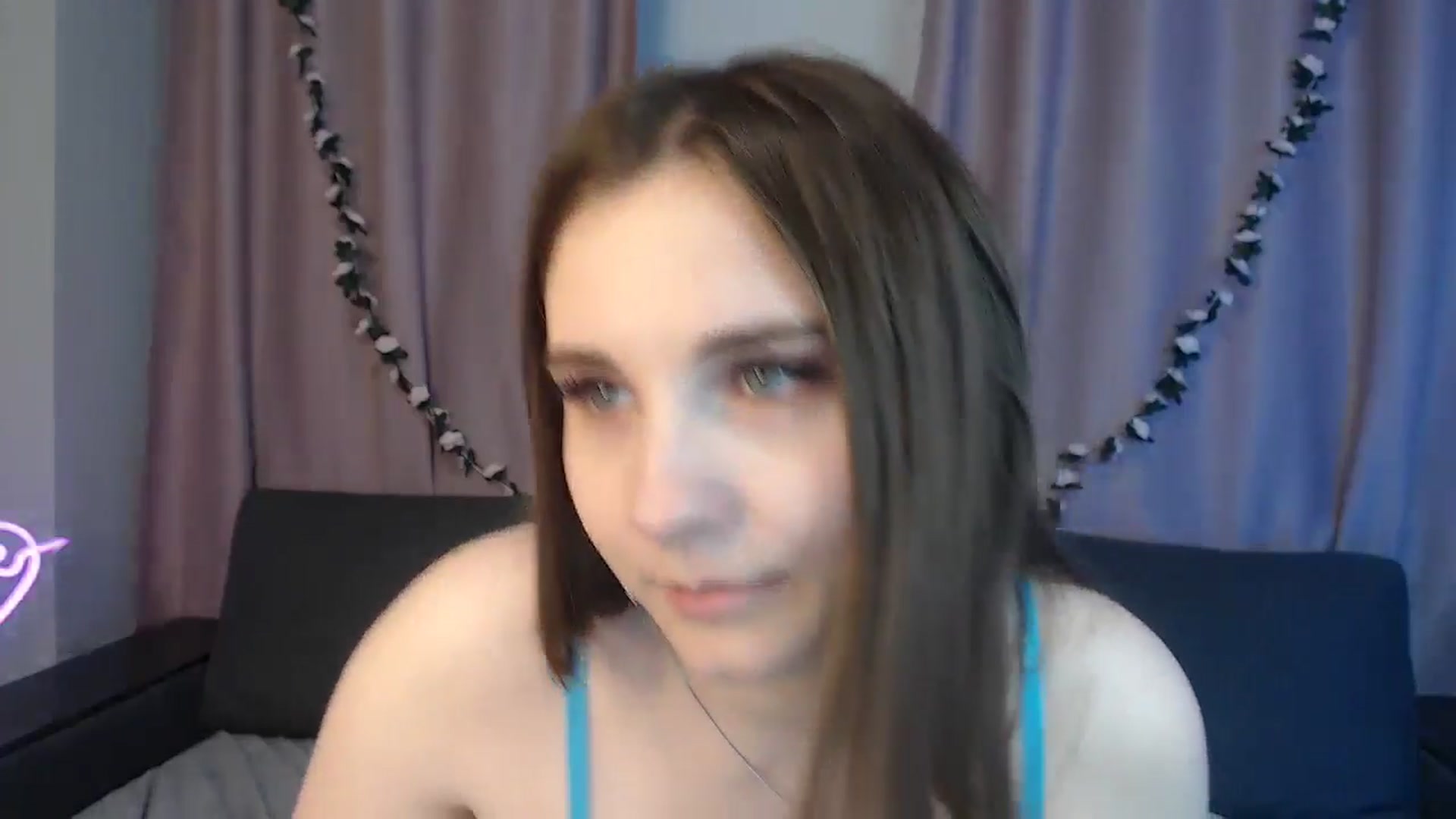 Gallery image thumbnail from LaneyGrey's myfreecams stream on, 10/29/2024, 12:38 image 9 of 20