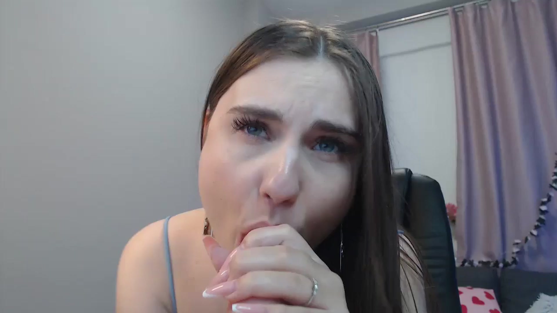 Gallery image thumbnail from LaneyGrey's myfreecams stream on, 10/30/2024, 13:58 image 17 of 20
