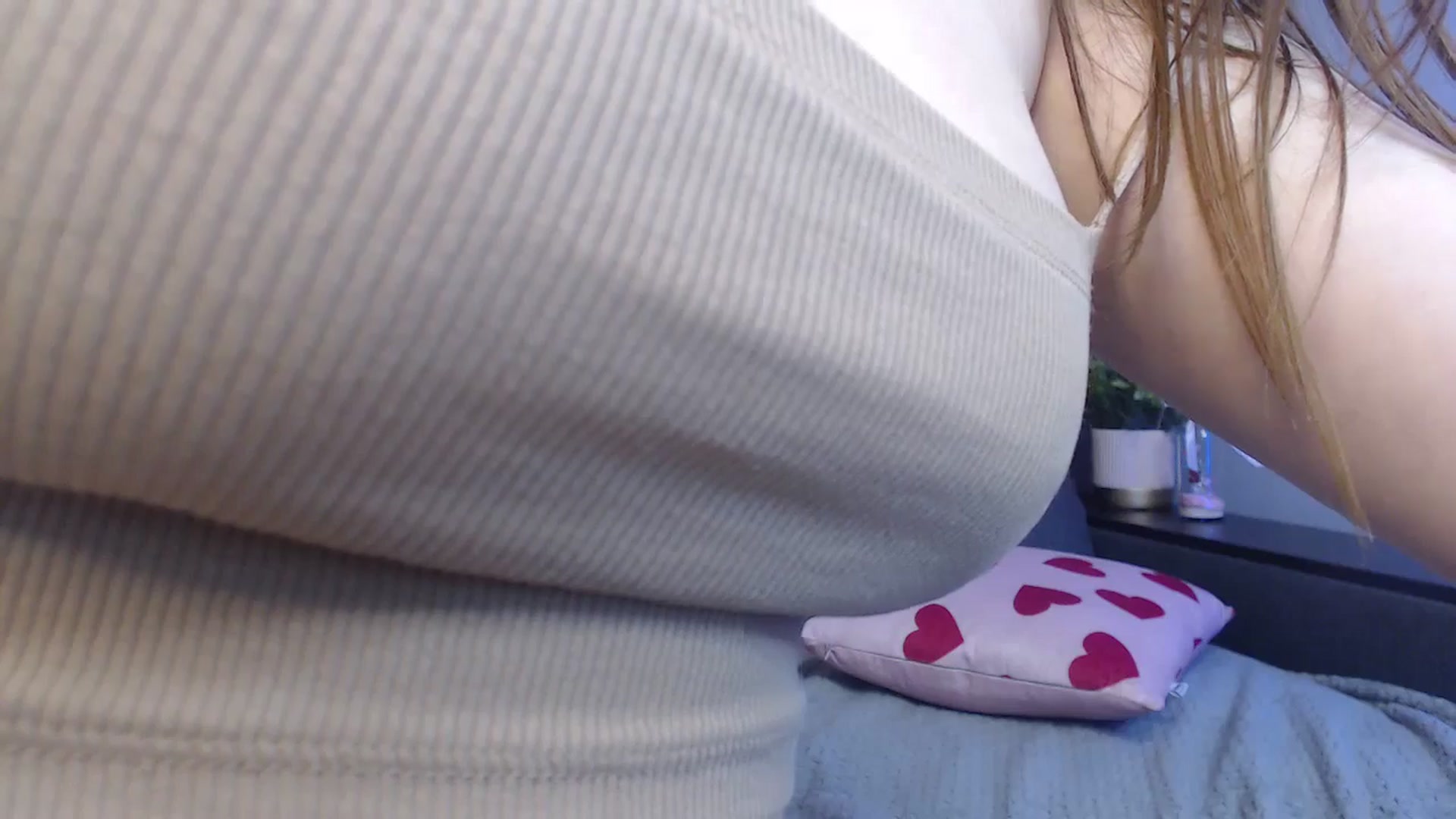 Gallery image thumbnail from LaneyGrey's myfreecams stream on, 11/04/2024, 12:03 image 13 of 20