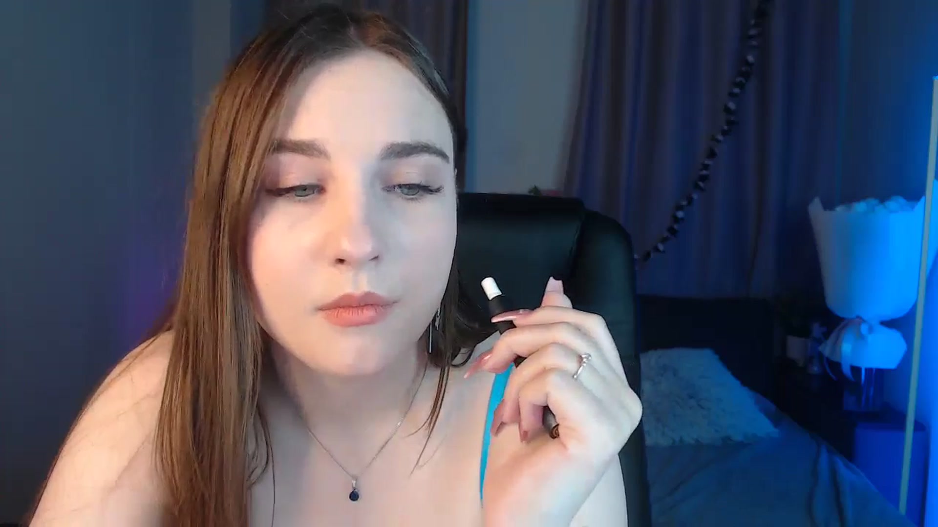 Gallery image thumbnail from LaneyGrey's myfreecams stream on, 11/06/2024, 11:01 image 5 of 20