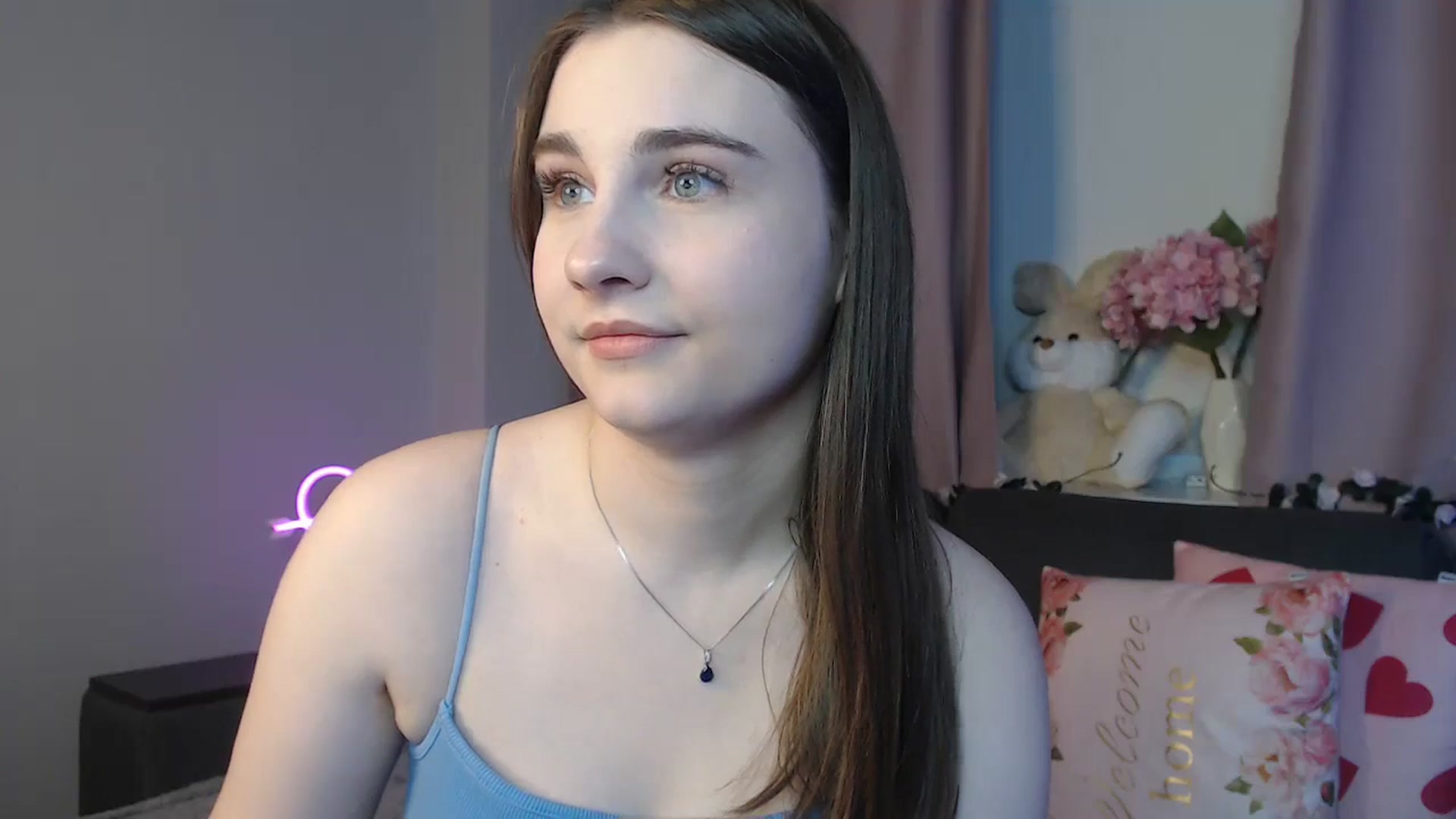 Gallery image thumbnail from LaneyGrey's myfreecams stream on, 11/10/2024, 14:35 image 3 of 20