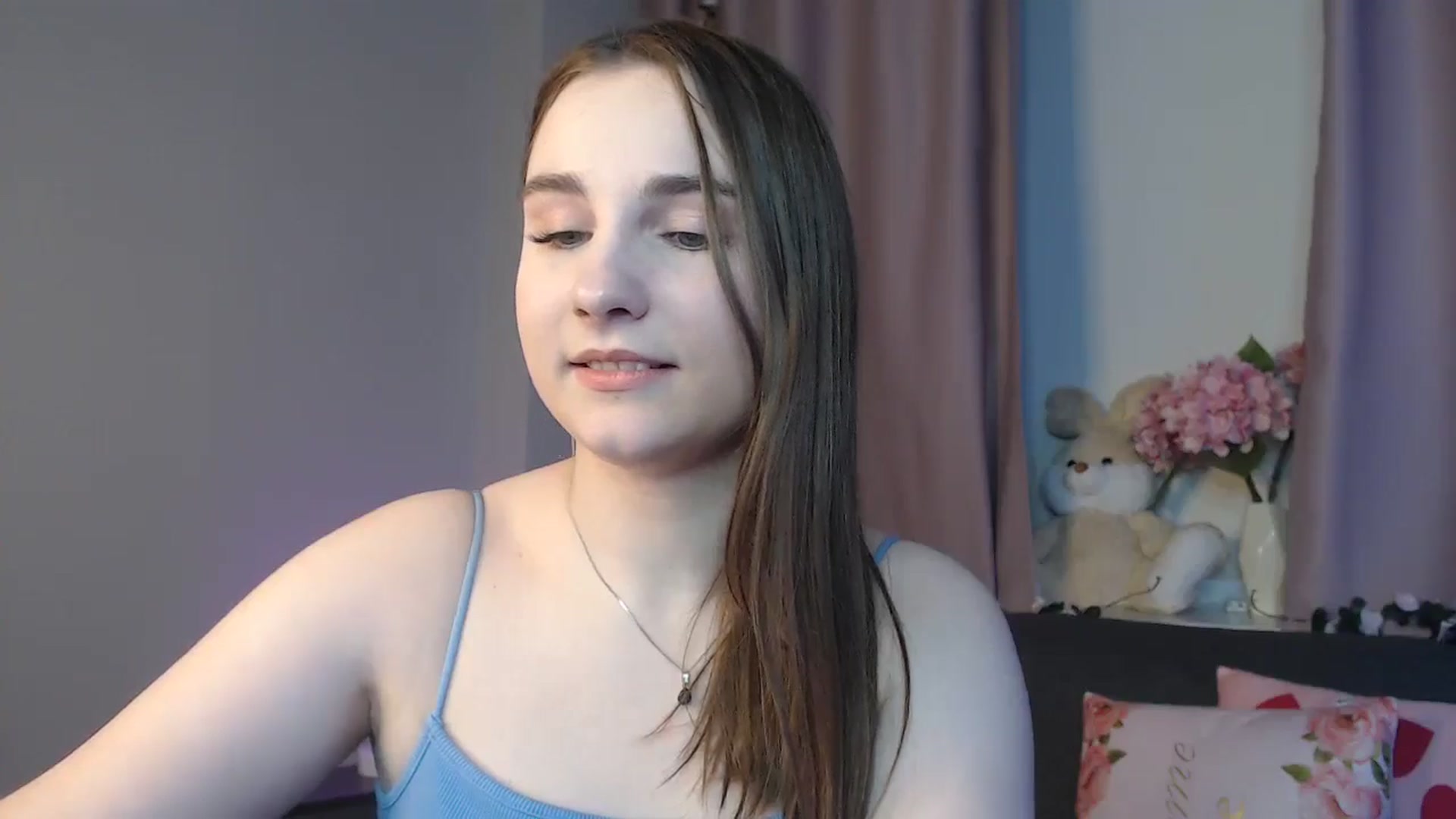 Gallery image thumbnail from LaneyGrey's myfreecams stream on, 11/10/2024, 14:35 image 8 of 20