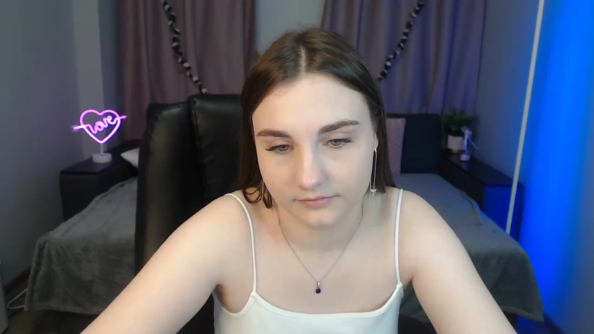Gallery image thumbnail from LaneyGrey's myfreecams stream on, 11/12/2024, 12:26 image 11 of 20