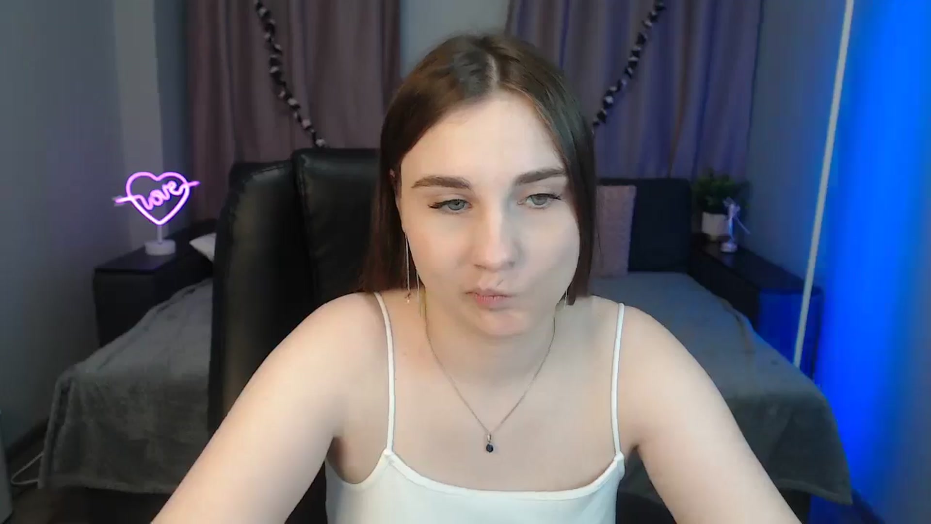 Gallery image thumbnail from LaneyGrey's myfreecams stream on, 11/12/2024, 12:26 image 17 of 20