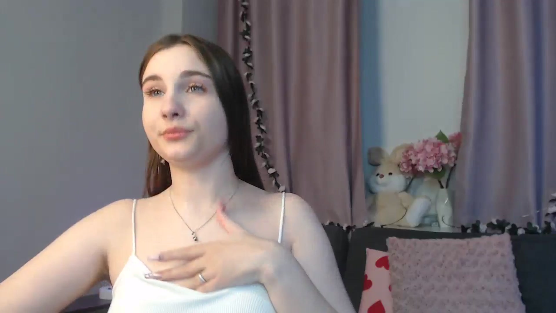 Gallery image thumbnail from LaneyGrey's myfreecams stream on, 11/12/2024, 14:49 image 10 of 20