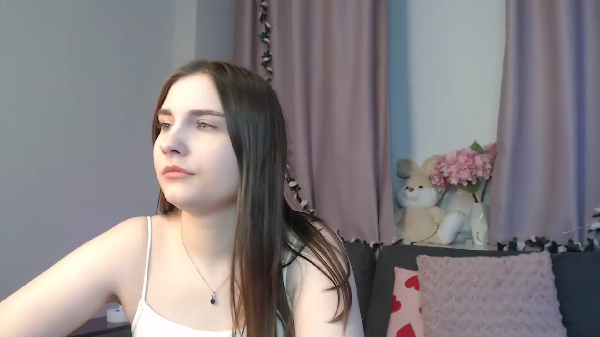 Gallery image thumbnail from LaneyGrey's myfreecams stream on, 11/12/2024, 14:49 image 1 of 20