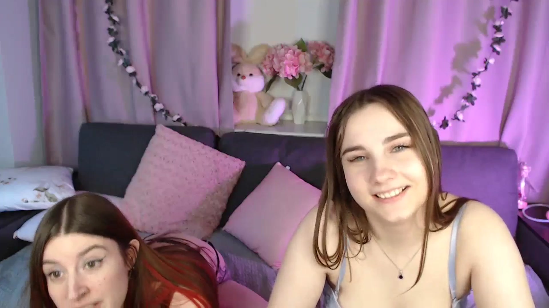 Gallery image thumbnail from LaneyGrey's myfreecams stream on, 12/04/2024, 14:49 image 19 of 20