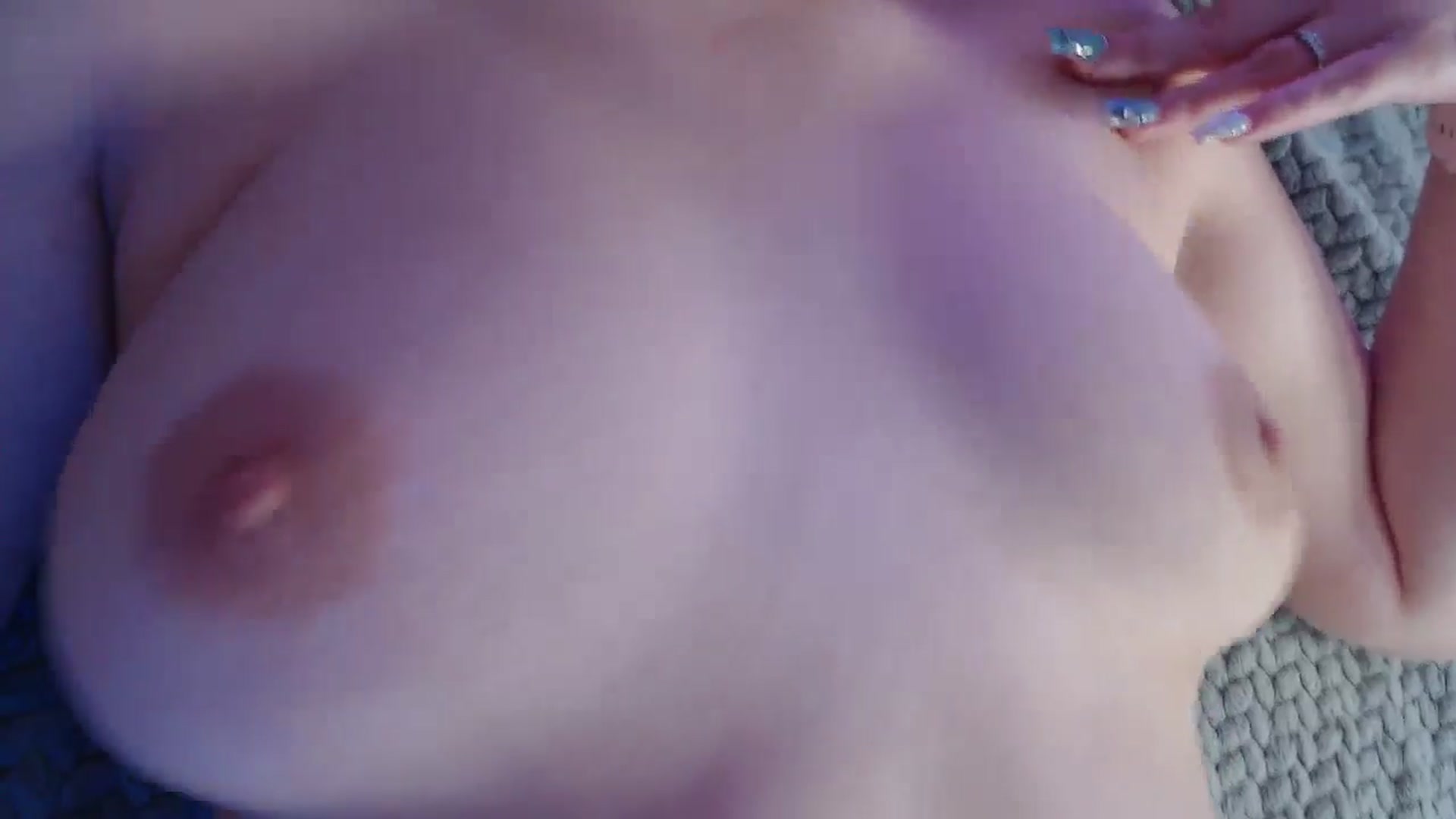 Gallery image thumbnail from LaneyGrey's myfreecams stream on, 12/09/2024, 13:20 image 8 of 20