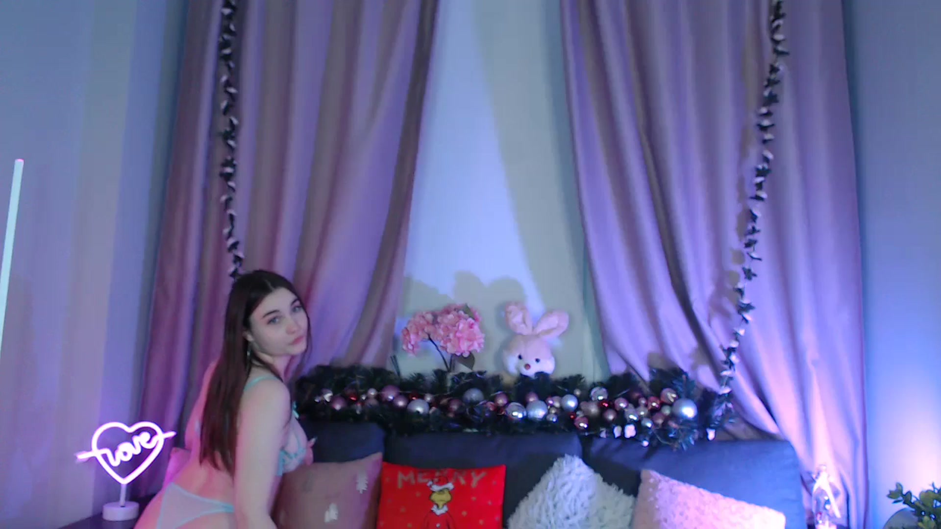 Gallery image thumbnail from LaneyGrey's myfreecams stream on, 12/21/2024, 13:59 image 5 of 20