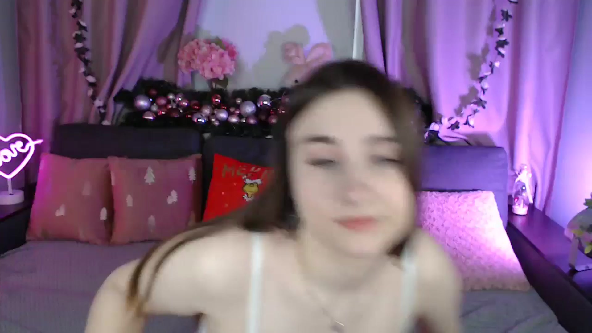 Gallery image thumbnail from LaneyGrey's myfreecams stream on, 12/22/2024, 10:36 image 11 of 20