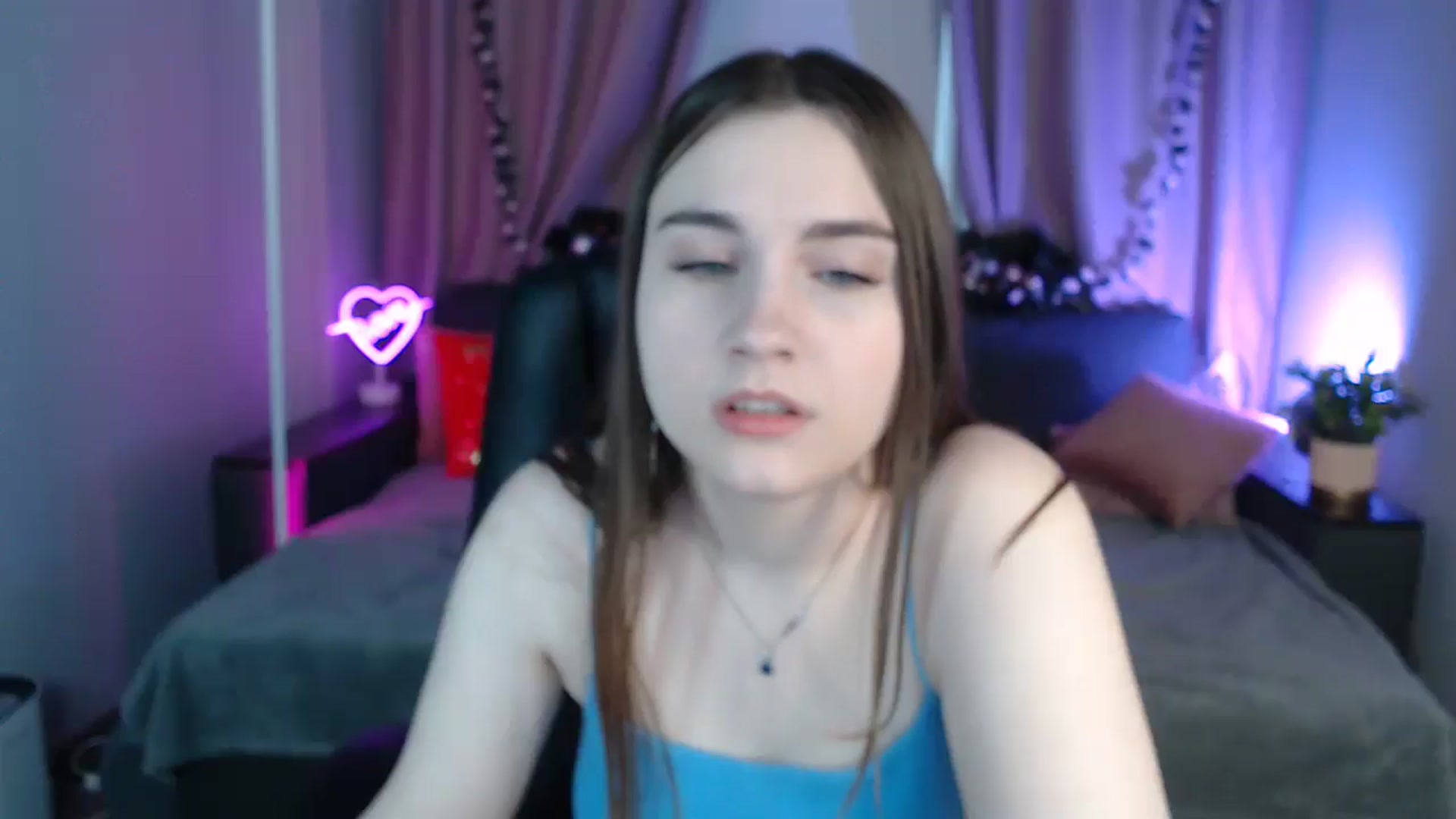 Gallery image thumbnail from LaneyGrey's myfreecams stream on, 12/23/2024, 10:19 image 1 of 20