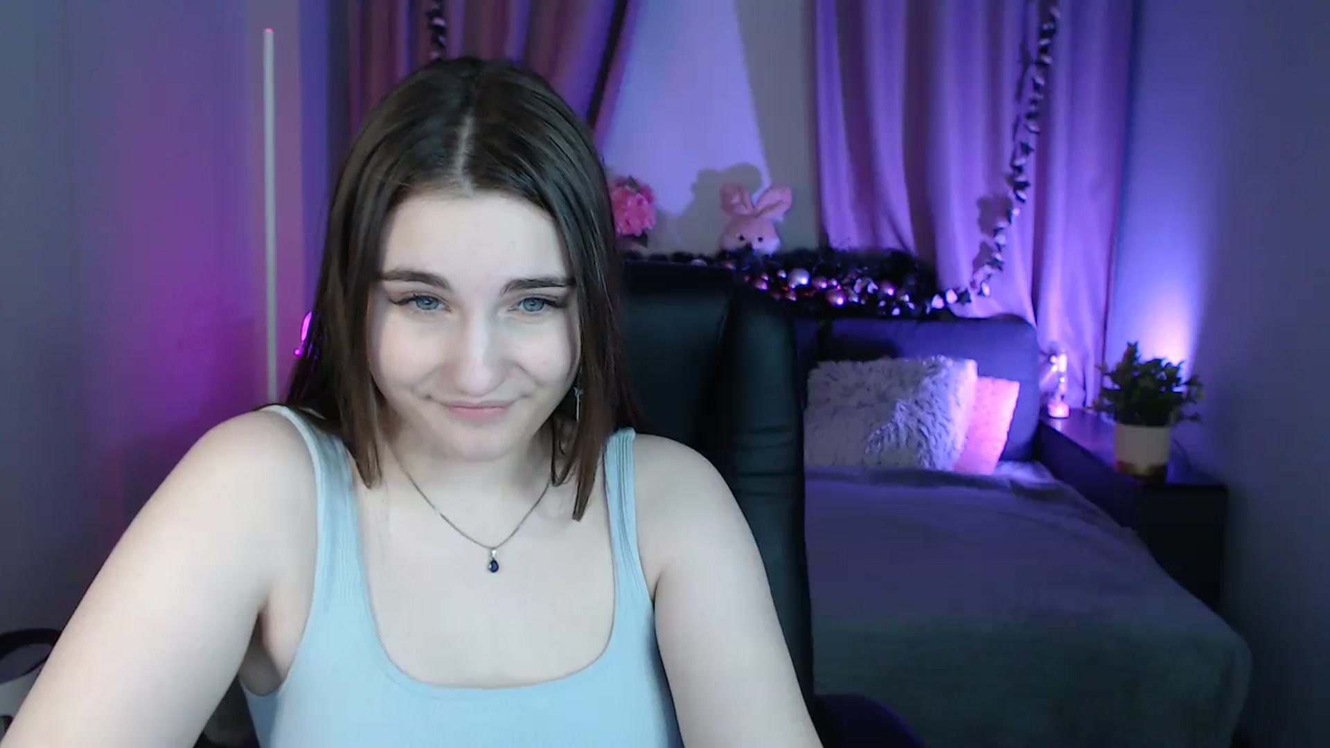 Gallery image thumbnail from LaneyGrey's myfreecams stream on, 01/08/2025, 14:51 image 11 of 20