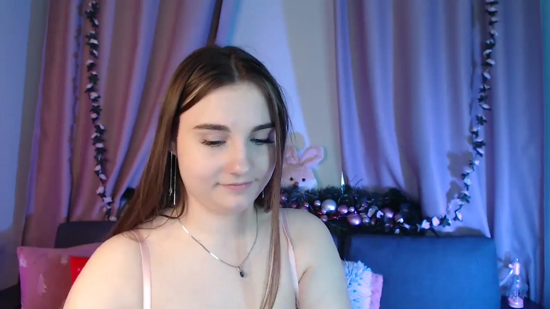 Gallery image thumbnail from LaneyGrey's myfreecams stream on, 01/11/2025, 11:36 image 12 of 20