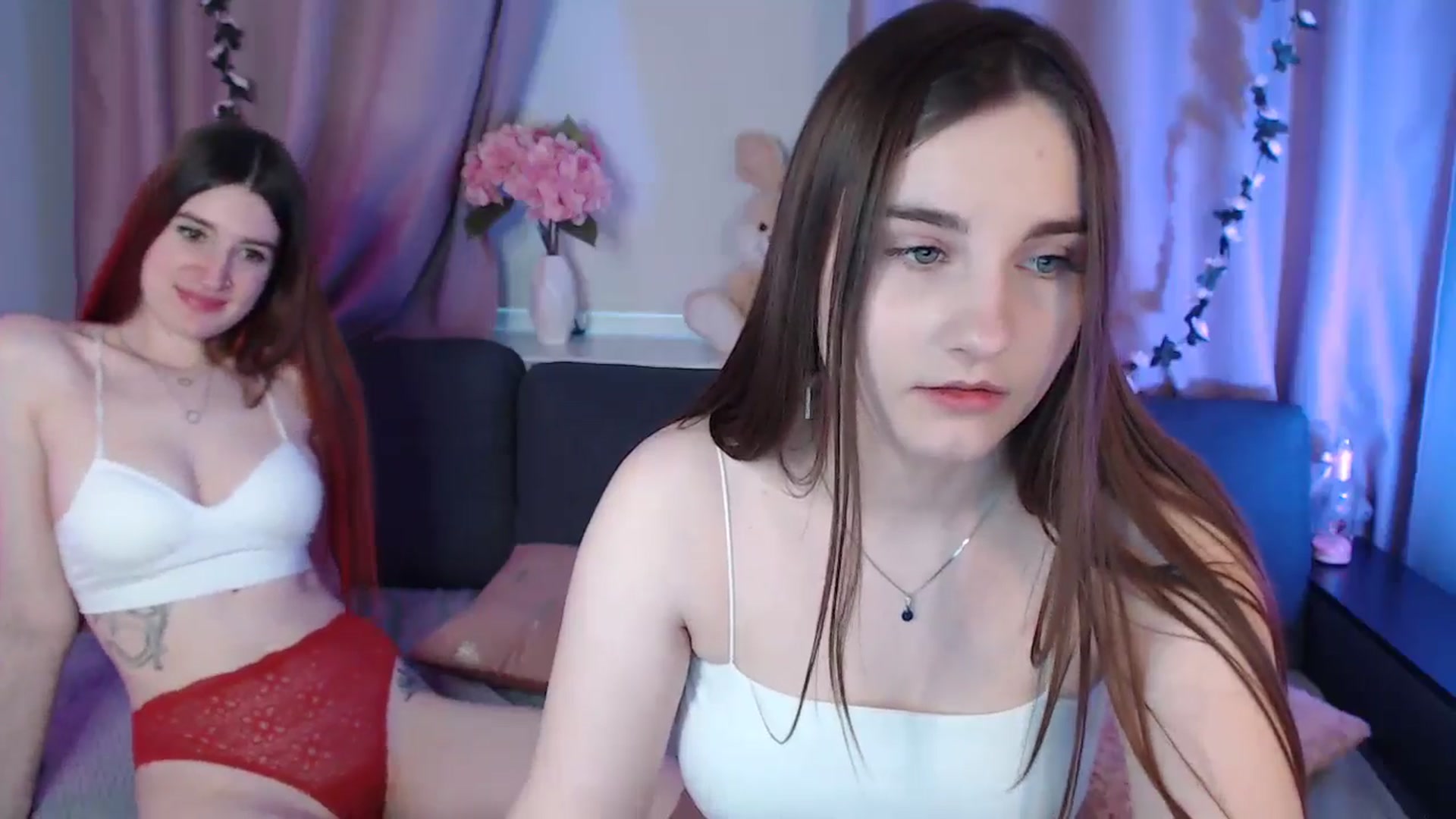 Gallery image thumbnail from LaneyGrey's myfreecams stream on, 01/20/2025, 11:58 image 13 of 20