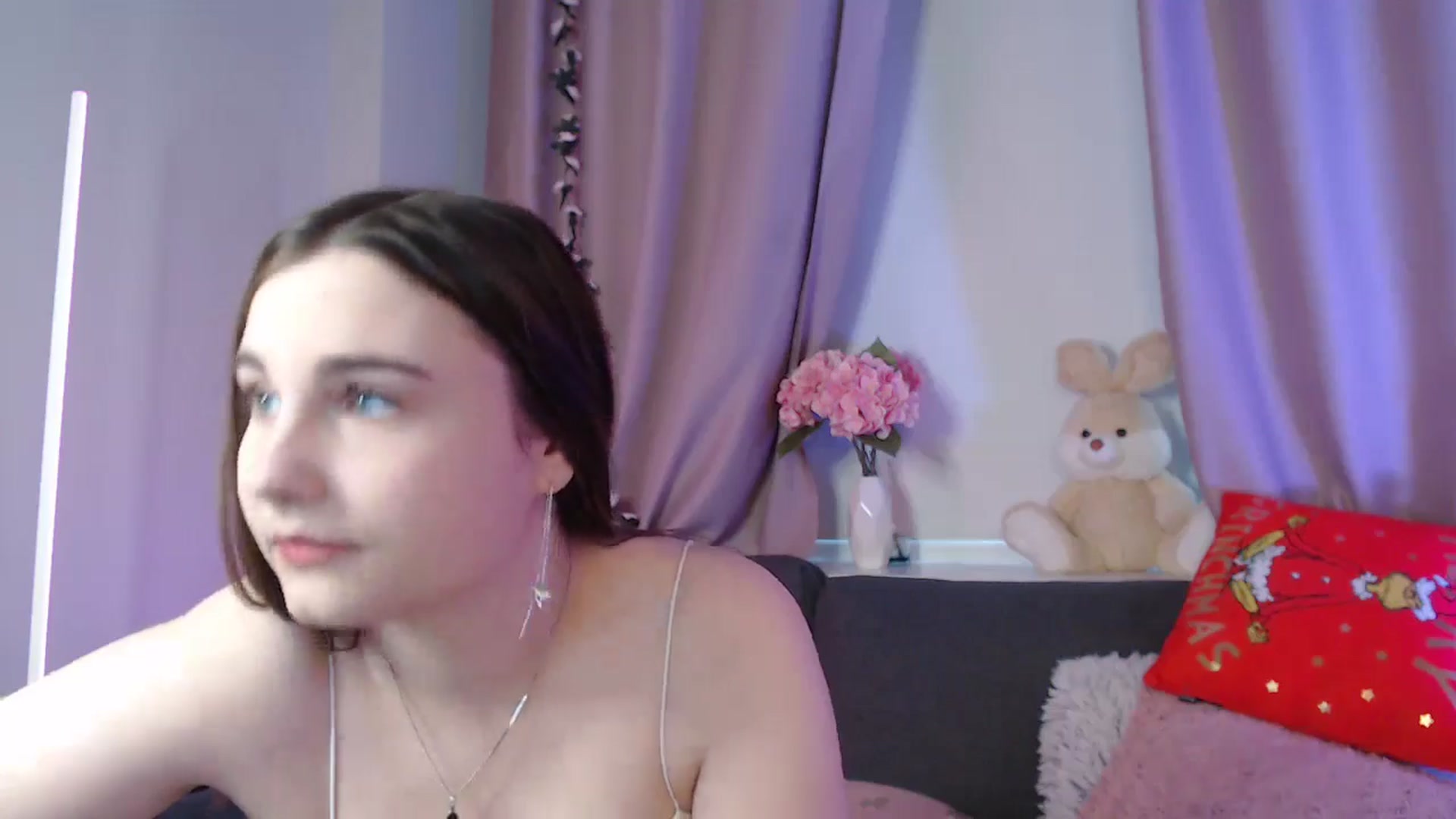 Gallery image thumbnail from LaneyGrey's myfreecams stream on, 01/20/2025, 11:58 image 3 of 20