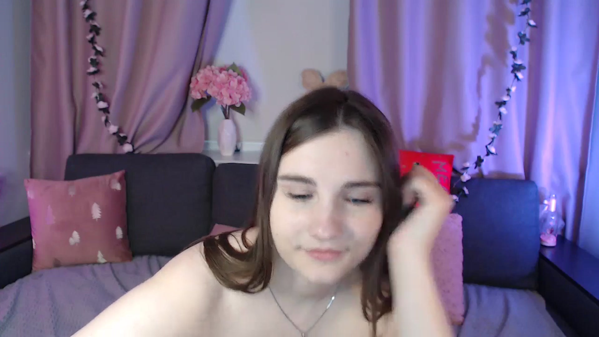 Gallery image thumbnail from LaneyGrey's myfreecams stream on, 01/20/2025, 13:58 image 10 of 20