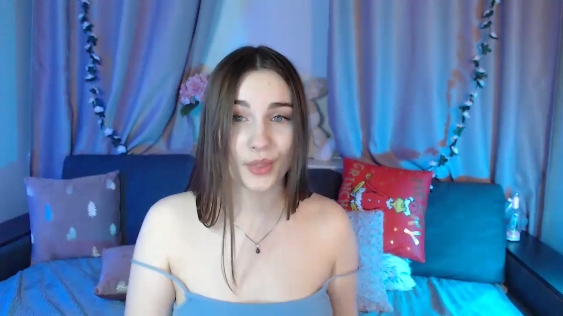 Gallery image thumbnail from LaneyGrey's myfreecams stream on, 01/22/2025, 12:41 image 15 of 20