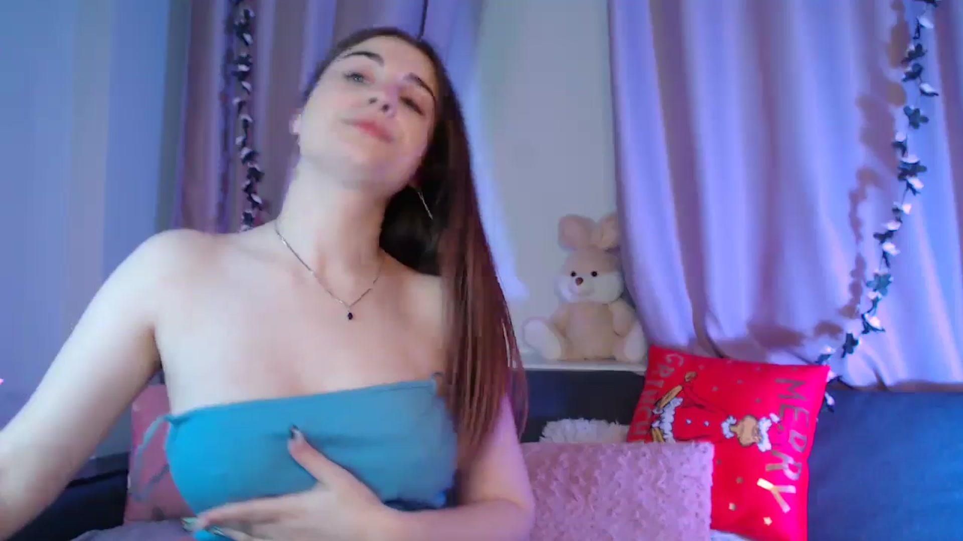 Gallery image thumbnail from LaneyGrey's myfreecams stream on, 01/22/2025, 12:41 image 9 of 20
