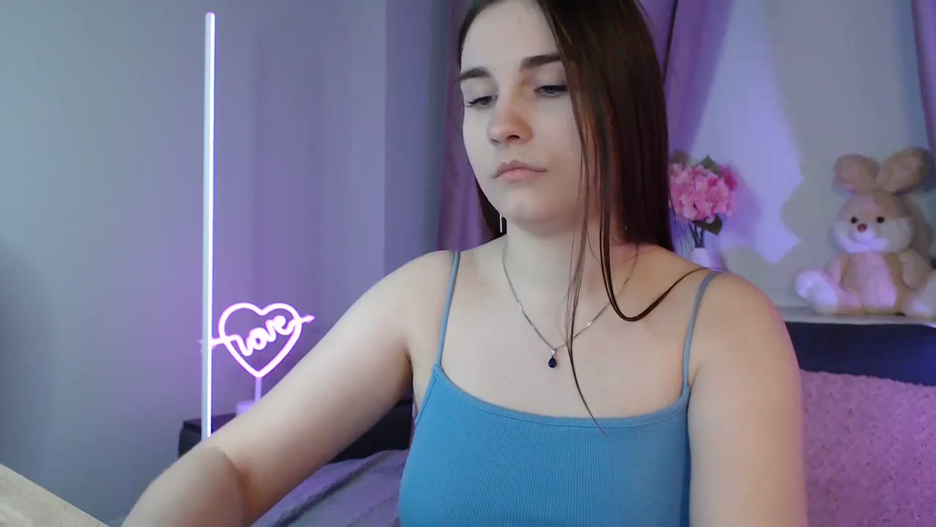 Gallery image thumbnail from LaneyGrey's myfreecams stream on, 01/22/2025, 15:00 image 5 of 20