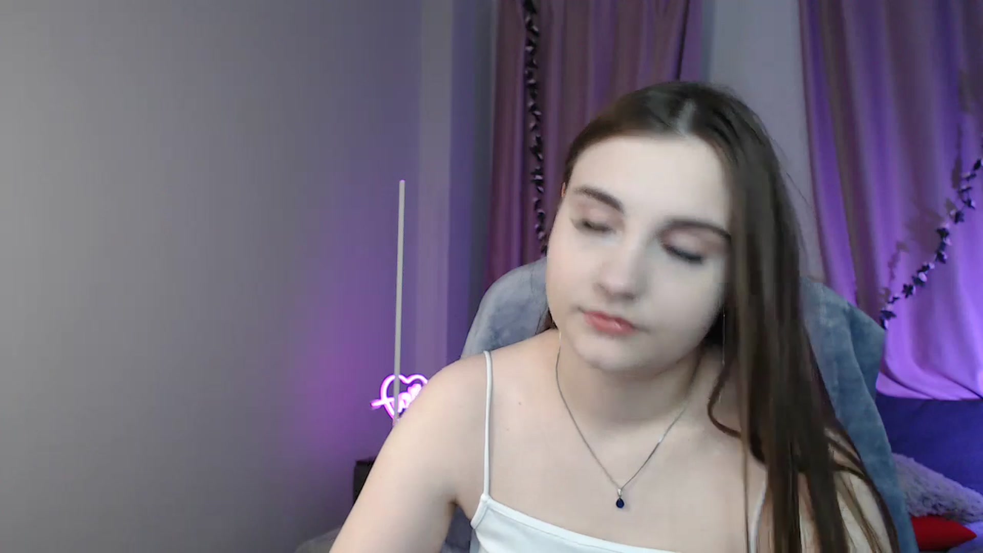 Gallery image thumbnail from LaneyGrey's myfreecams stream on, 01/25/2025, 09:17 image 2 of 20