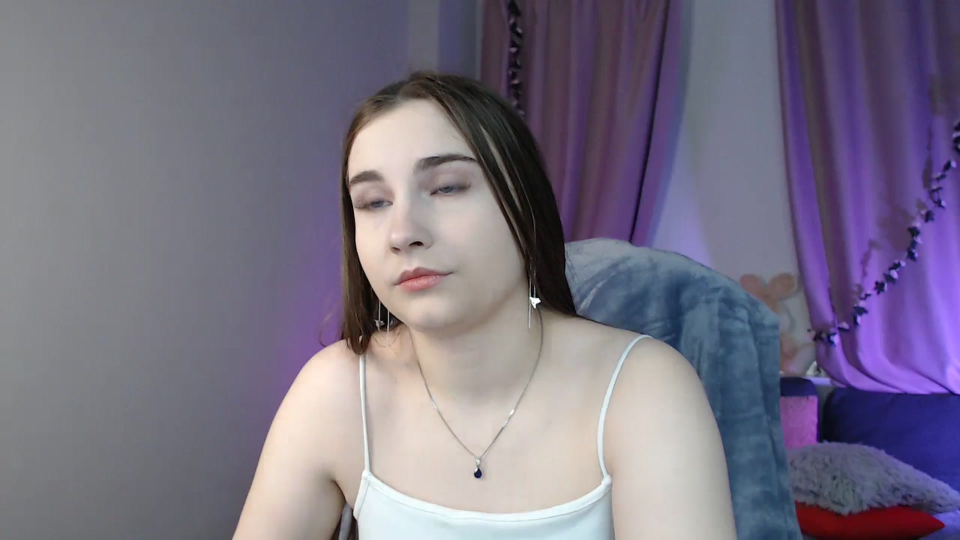 Gallery image thumbnail from LaneyGrey's myfreecams stream on, 01/25/2025, 09:17 image 4 of 20