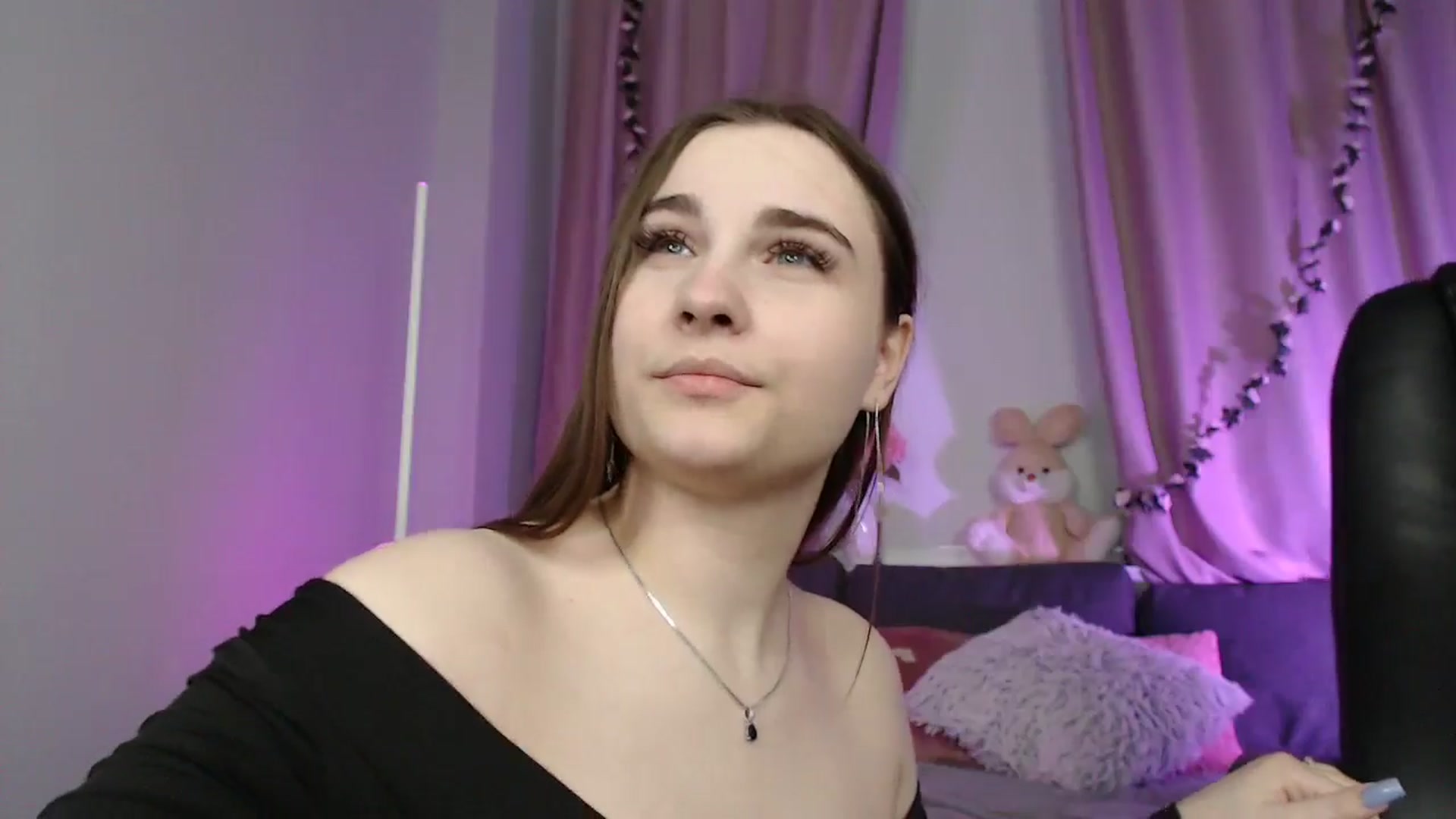 Gallery image thumbnail from LaneyGrey's myfreecams stream on, 01/26/2025, 14:49 image 7 of 20