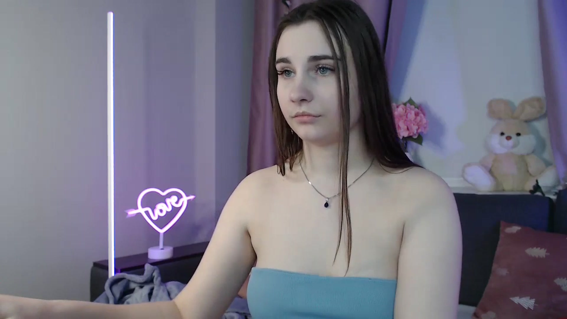 Gallery image thumbnail from LaneyGrey's myfreecams stream on, 02/04/2025, 14:03 image 10 of 20
