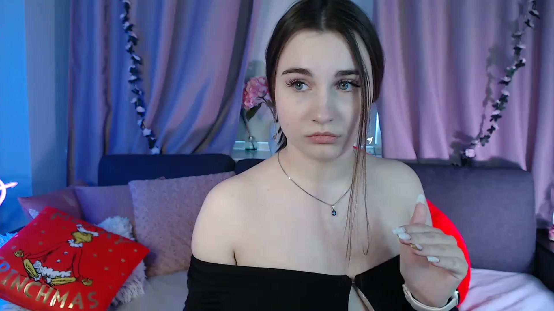 Gallery image thumbnail from LaneyGrey's myfreecams stream on, 02/24/2025, 12:28 image 9 of 20