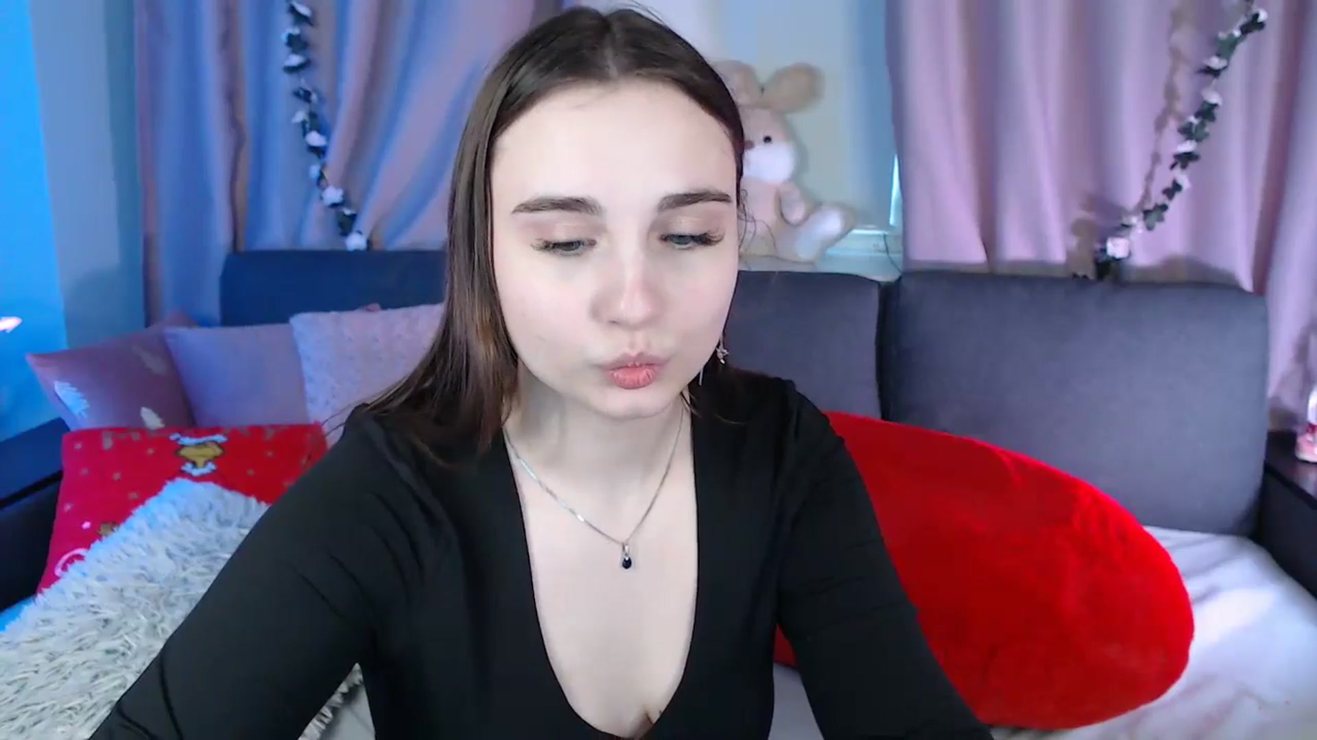 Gallery image thumbnail from LaneyGrey's myfreecams stream on, 02/24/2025, 14:14 image 15 of 20
