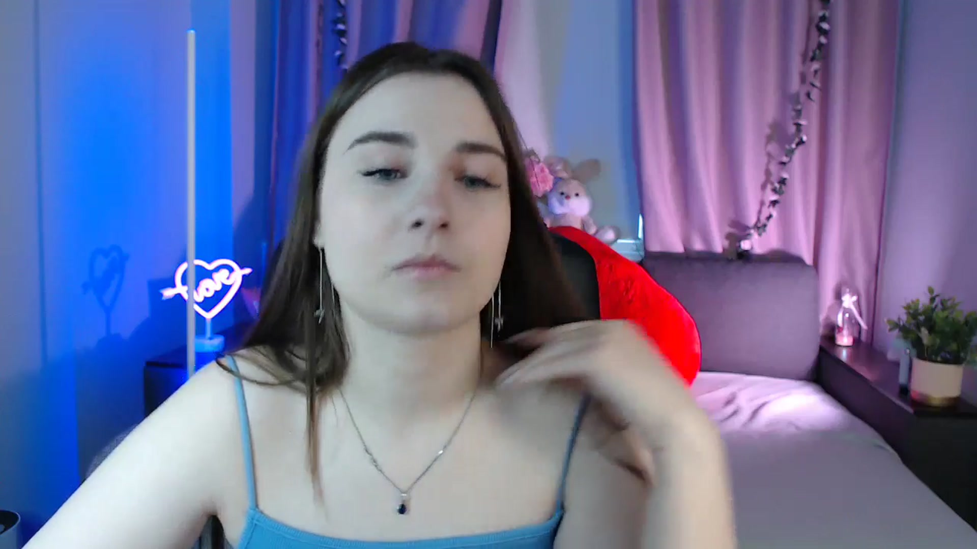 Gallery image thumbnail from LaneyGrey's myfreecams stream on, 02/25/2025, 09:27 image 2 of 20