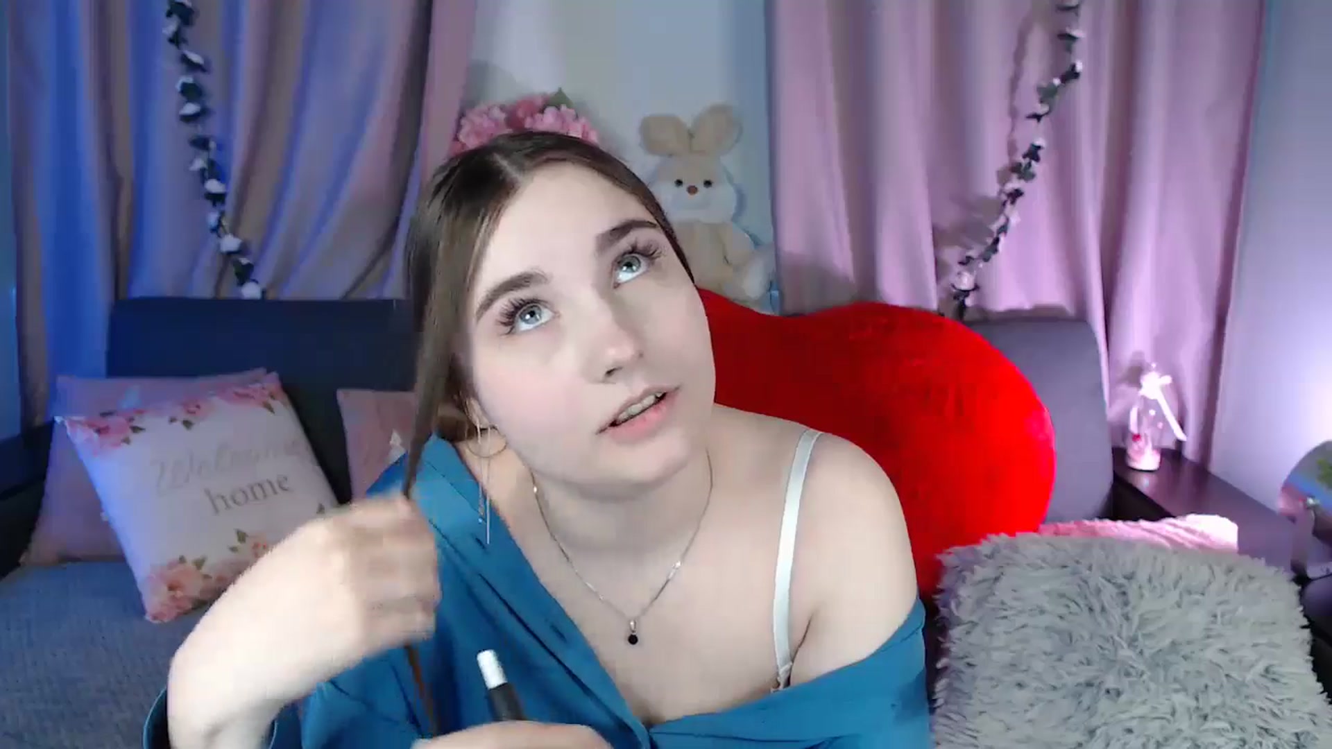Gallery image thumbnail from LaneyGrey's myfreecams stream on, 02/28/2025, 11:25 image 2 of 20