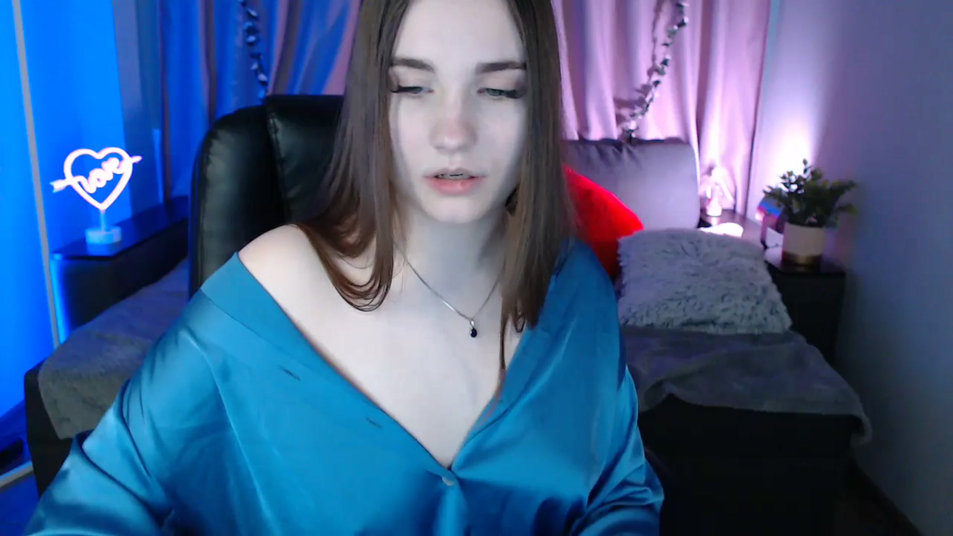 Gallery image thumbnail from LaneyGrey's myfreecams stream on, 02/28/2025, 12:04 image 10 of 20