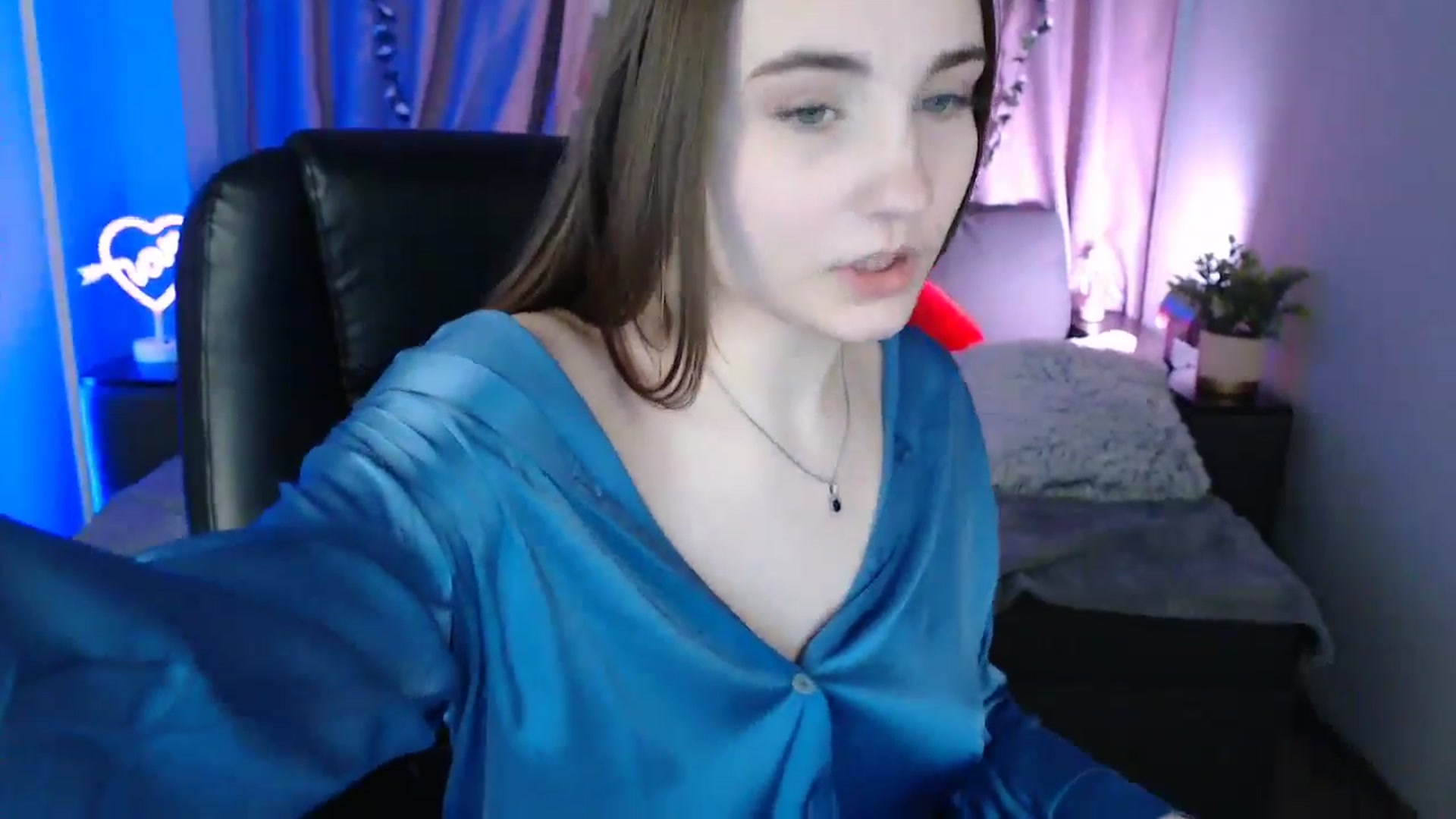 Gallery image thumbnail from LaneyGrey's myfreecams stream on, 02/28/2025, 12:04 image 16 of 20