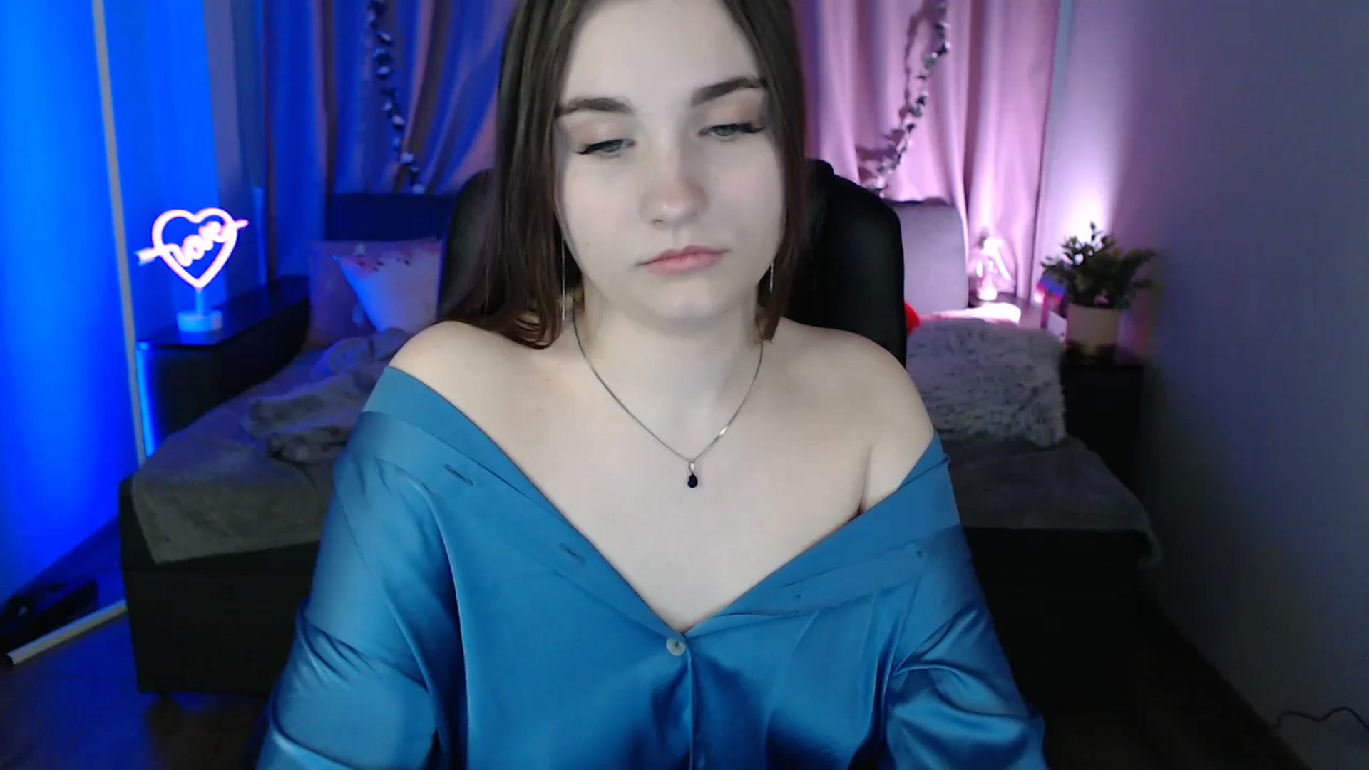 Gallery image thumbnail from LaneyGrey's myfreecams stream on, 02/28/2025, 12:30 image 8 of 20