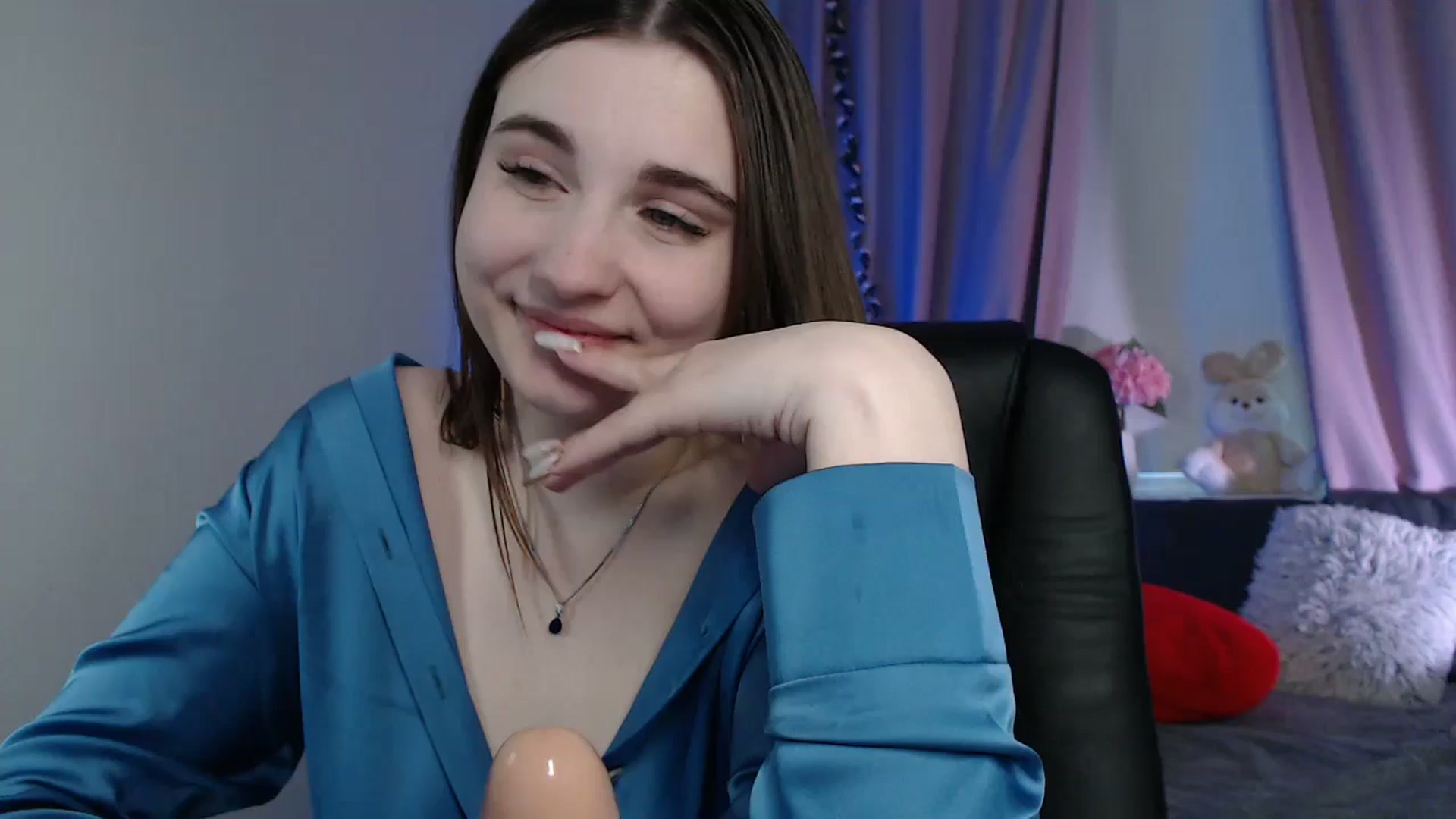 Gallery image thumbnail from LaneyGrey's myfreecams stream on, 02/28/2025, 14:38 image 1 of 20