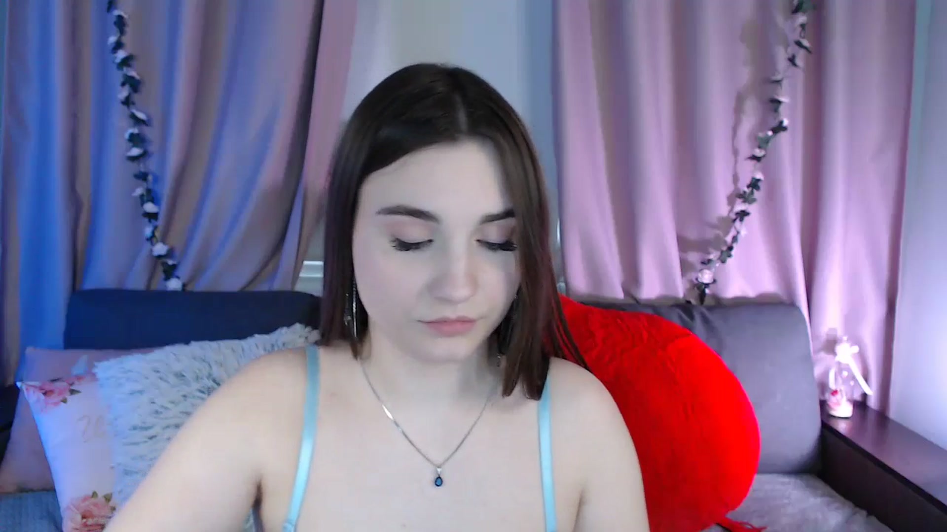 Gallery image thumbnail from LaneyGrey's myfreecams stream on, 03/01/2025, 11:50 image 9 of 20