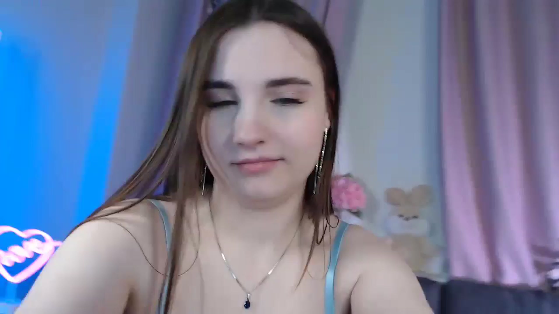Gallery image thumbnail from LaneyGrey's myfreecams stream on, 03/01/2025, 14:58 image 1 of 20